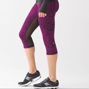 Lululemon outrun crop leggings